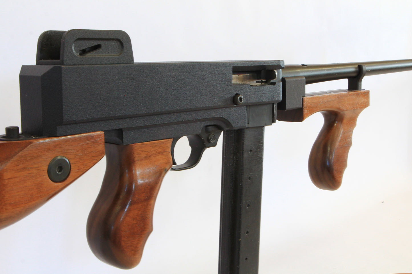 Walnut stock Gangster Tommy Kit (Vertical Grip)